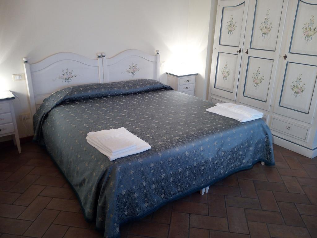 Hostal Bb Mambrotta San Martino Buon Albergo Exterior foto