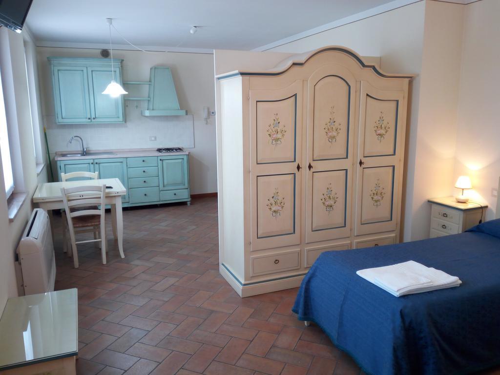 Hostal Bb Mambrotta San Martino Buon Albergo Exterior foto